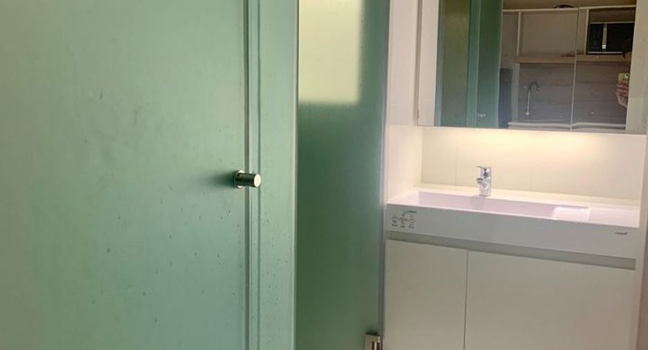For rent 1 bed condo in Bang Rak, Bangkok
