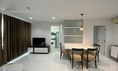 À louer 2 chambres condo à Khlong San, Bangkok