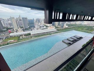 出租 2 卧室 公寓 在 Huai Khwang, 曼谷
