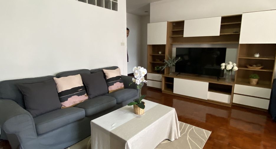 For rent 1 bed condo in Watthana, Bangkok