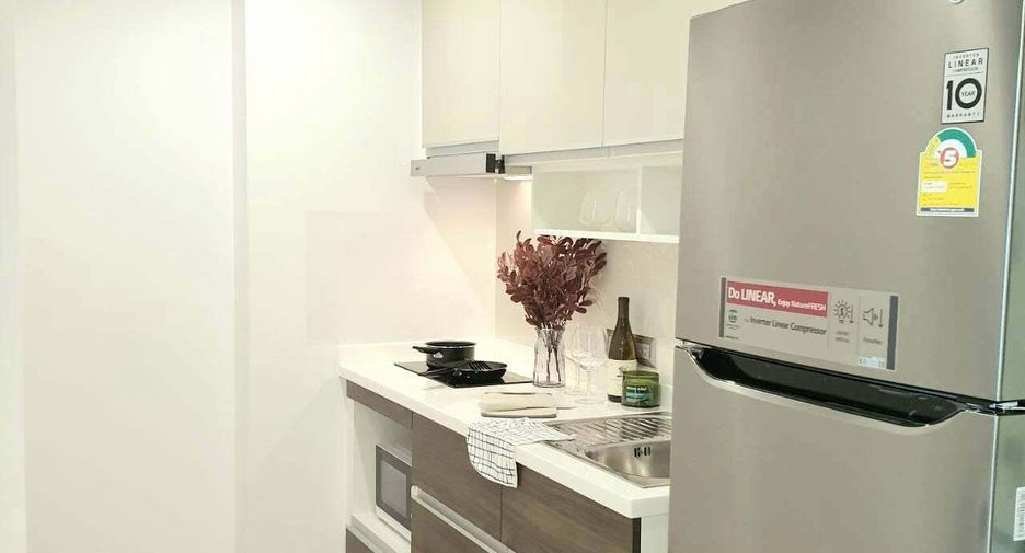 For rent 1 bed condo in Watthana, Bangkok