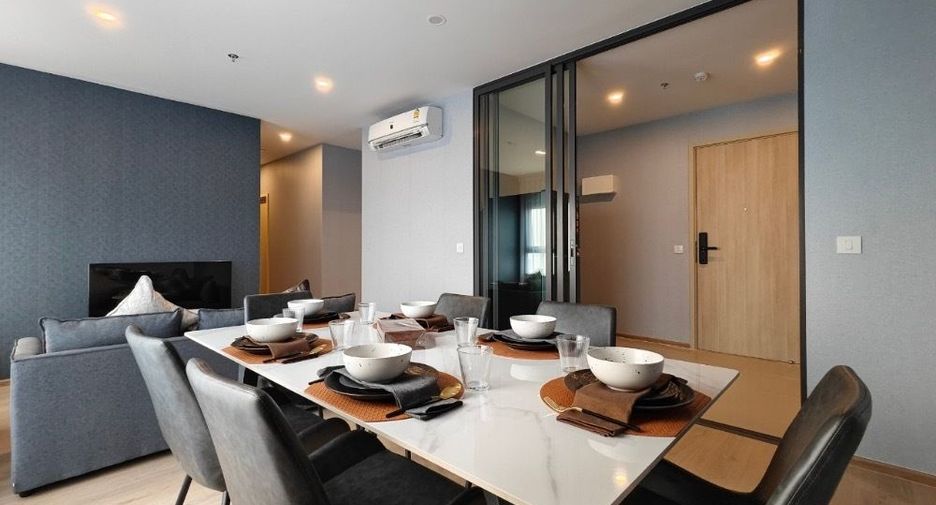 For rent 2 bedrooms condo in Khlong Toei, Bangkok