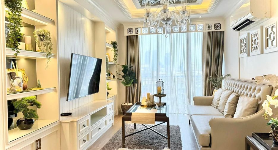 For rent 2 bedrooms condo in Khlong Toei, Bangkok