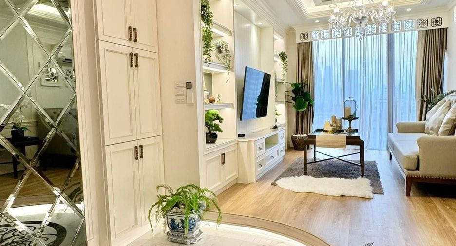For rent 2 bedrooms condo in Khlong Toei, Bangkok