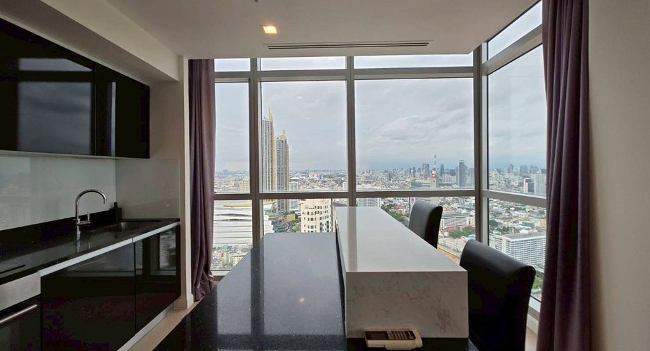 For rent 2 bedrooms condo in Sathon, Bangkok