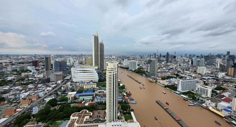 For rent 2 bedrooms condo in Sathon, Bangkok