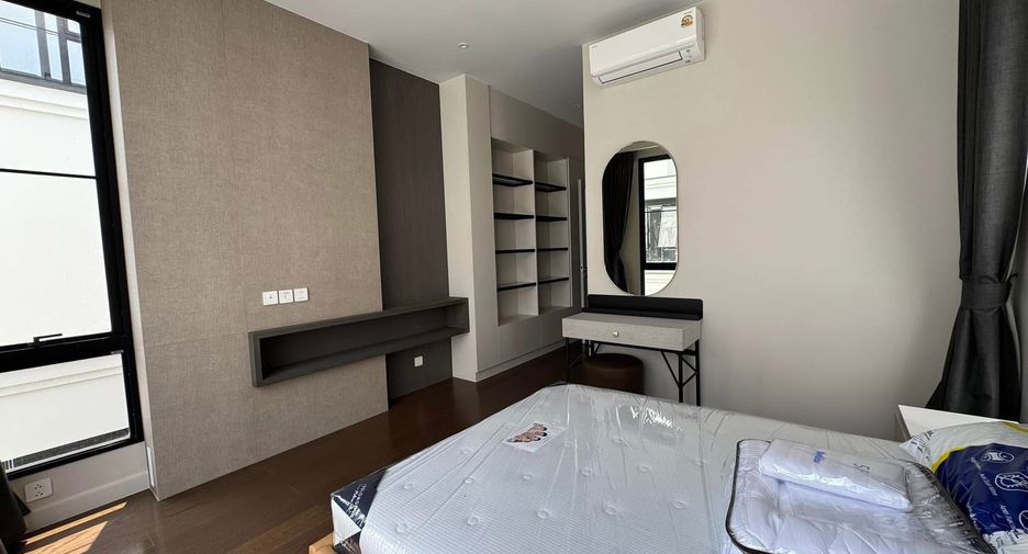 For rent 5 ベッドルーム house in Saphan Sung, Bangkok