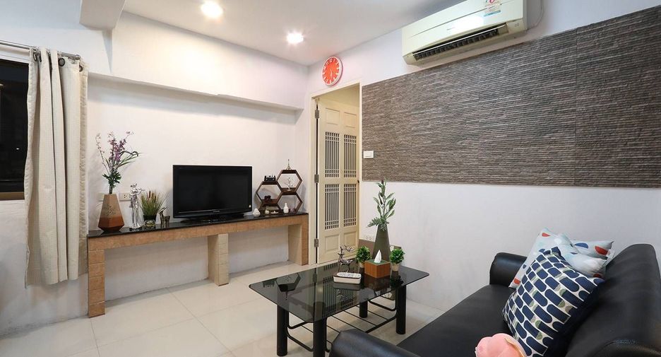 For rent 1 bed condo in Watthana, Bangkok