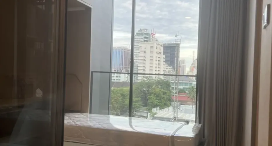 For rent 2 bedrooms condo in Watthana, Bangkok