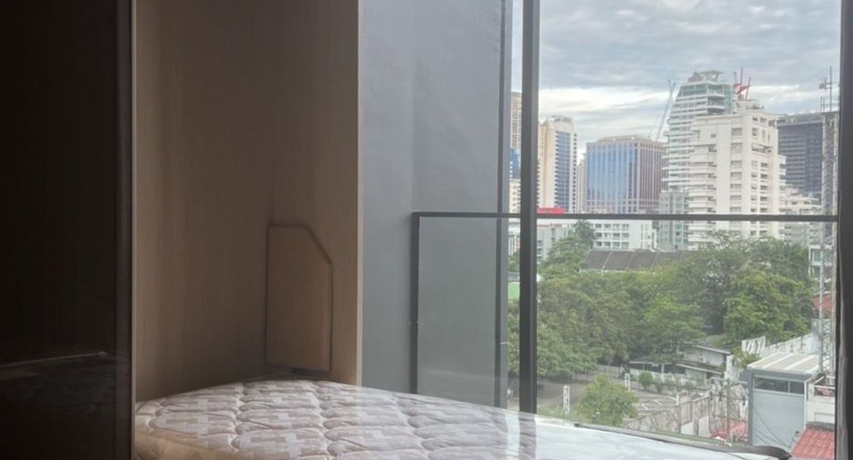 For rent 2 bedrooms condo in Watthana, Bangkok