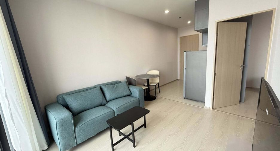 For rent 2 bedrooms condo in Bang Na, Bangkok