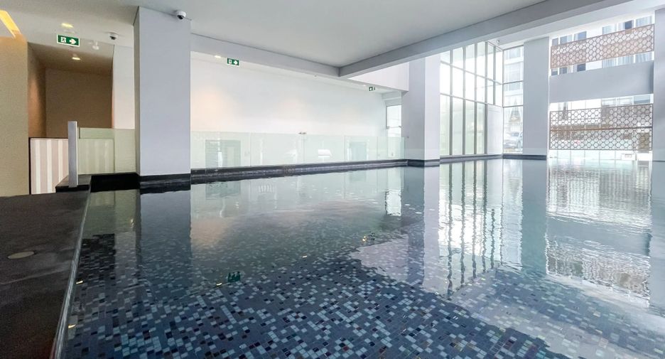 For rent 1 bed condo in Khlong Toei, Bangkok