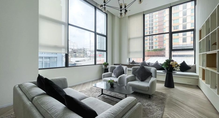 For rent 1 bed condo in Khlong Toei, Bangkok