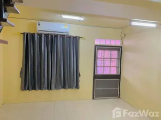 出租 2 卧室 联排别墅 在 Suan Luang, 曼谷