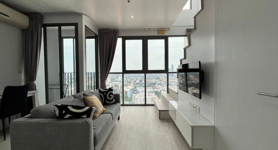 For rent 1 bed condo in Phra Khanong, Bangkok