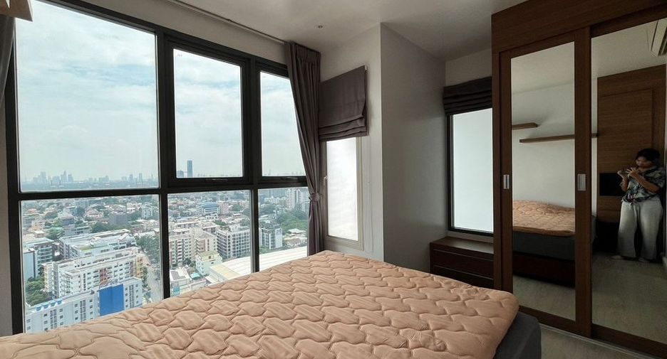 For rent 1 bed condo in Phra Khanong, Bangkok