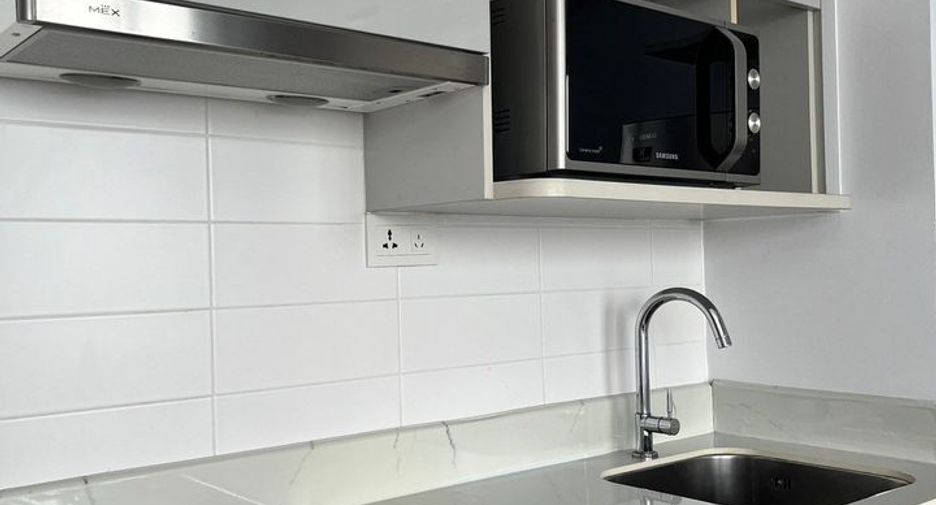 For rent 1 bed condo in Phra Khanong, Bangkok