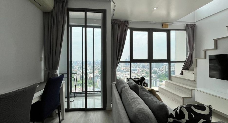 For rent 1 bed condo in Phra Khanong, Bangkok