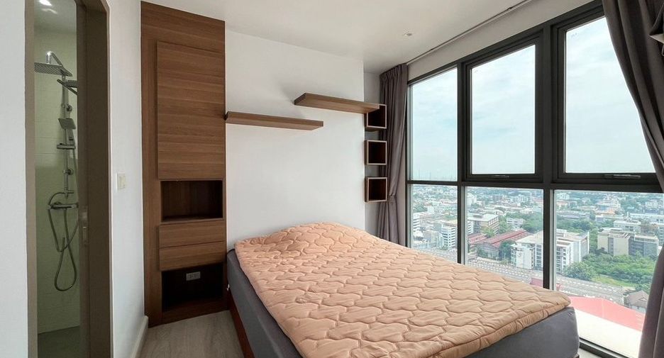 For rent 1 bed condo in Phra Khanong, Bangkok