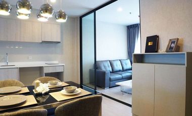 Condo en alquiler de 1 habitaciones en Khlong Toei, Bangkok