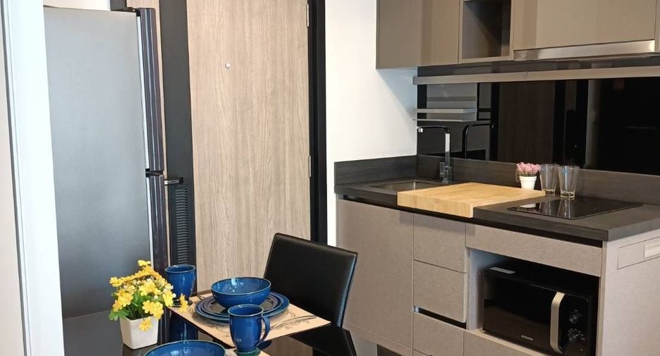 For rent 1 bed condo in Khlong Toei, Bangkok