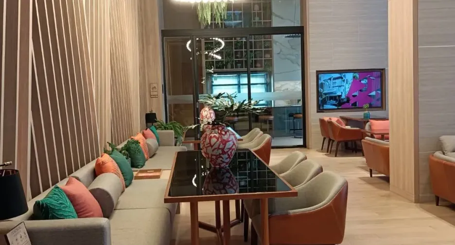 For rent 1 bed condo in Khlong Toei, Bangkok
