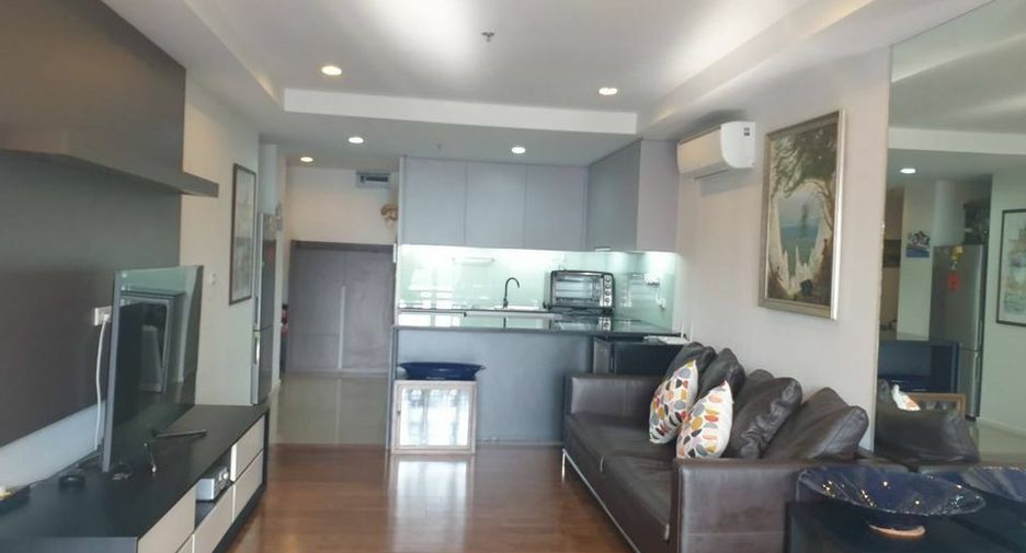 For rent 2 bedrooms condo in Watthana, Bangkok