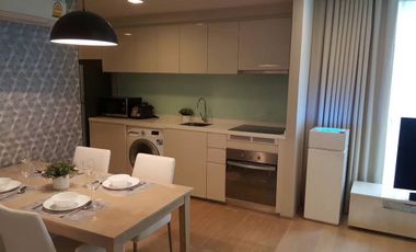 Condo en alquiler de 2 habitaciones en Khlong Toei, Bangkok