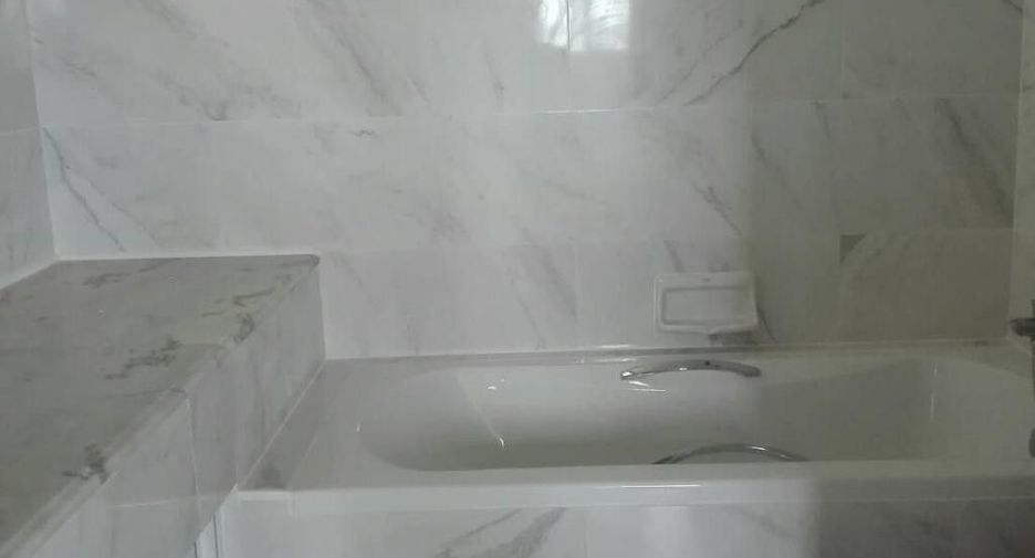 Wohnung zur Miete mit 2 Zimmer in Watthana, Bangkok