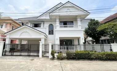 For rent 3 bedrooms house in Suan Luang, Bangkok
