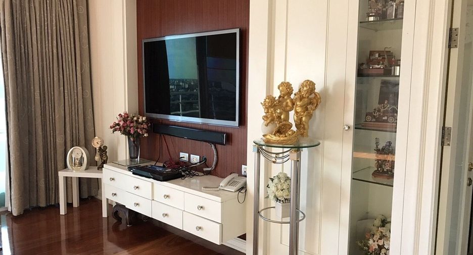 For rent 3 ベッドルーム condo in Bang Kho Laem, Bangkok