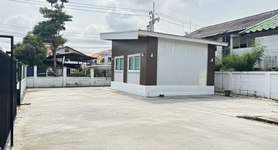 À louer 7 chambres maison à Bang Phli, Samut Prakan