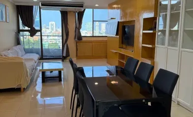 À louer 2 chambres condo à Watthana, Bangkok