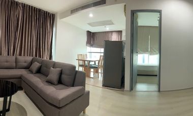 À louer 2 chambres condo à Huai Khwang, Bangkok