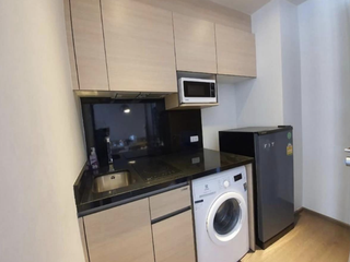 Condo en alquiler de estudio en Khlong Toei, Bangkok
