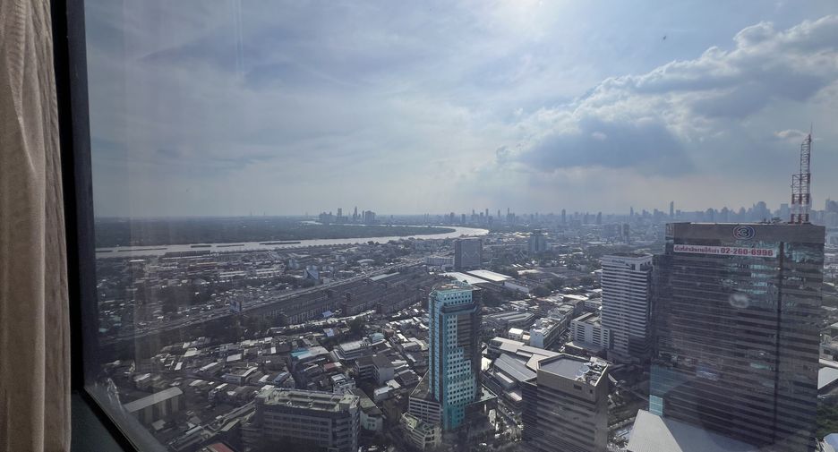 For rent 1 bed condo in Khlong Toei, Bangkok