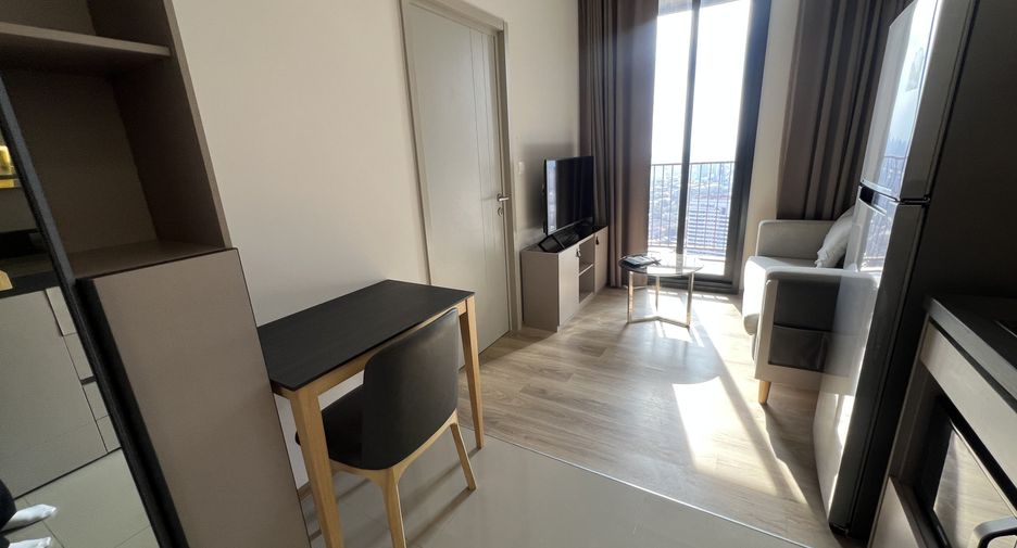 For rent 1 bed condo in Khlong Toei, Bangkok