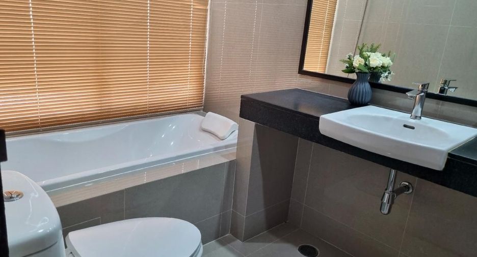 For rent 1 bed condo in Watthana, Bangkok