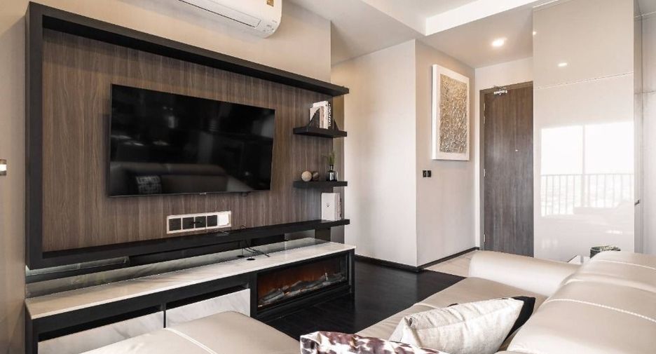 For rent 2 bedrooms condo in Watthana, Bangkok