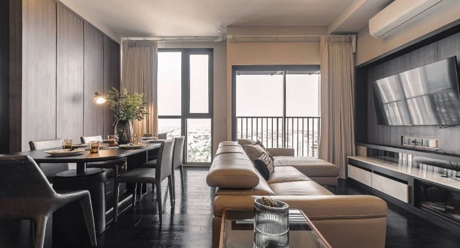 For rent 2 bedrooms condo in Watthana, Bangkok
