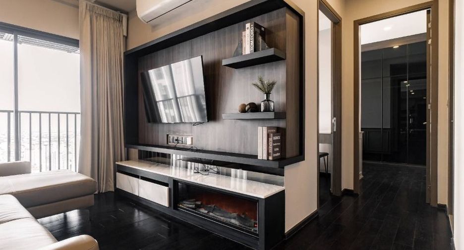 For rent 2 bedrooms condo in Watthana, Bangkok