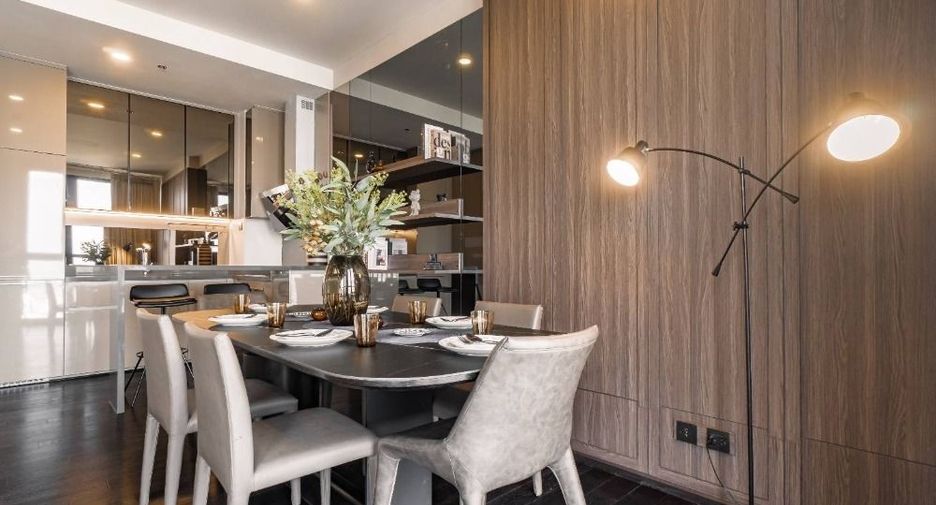 For rent 2 bedrooms condo in Watthana, Bangkok