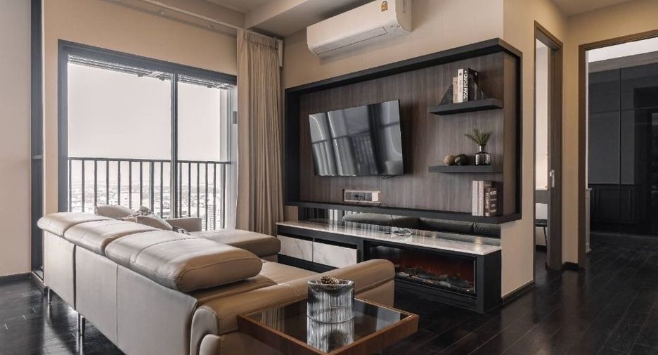 For rent 2 bedrooms condo in Watthana, Bangkok