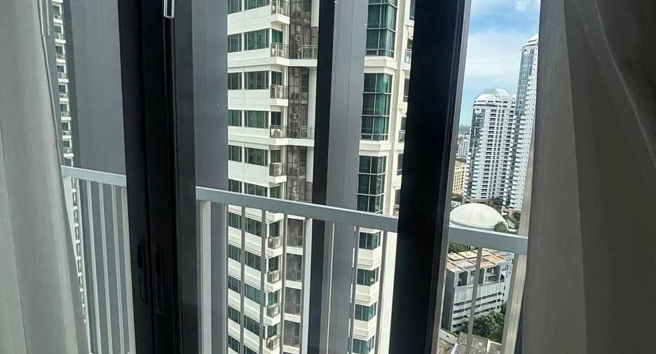 Condo en alquiler de estudio en Khlong Toei, Bangkok