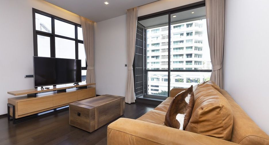 For rent 2 bedrooms condo in Khlong Toei, Bangkok