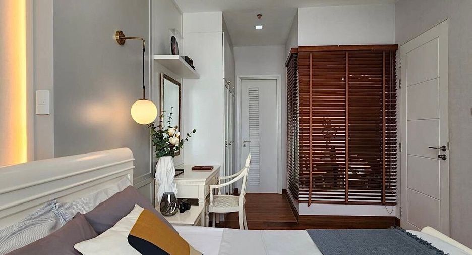 For rent 1 bed condo in Sathon, Bangkok