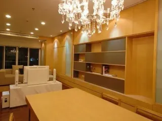 For rent 2 bedrooms condo in Watthana, Bangkok