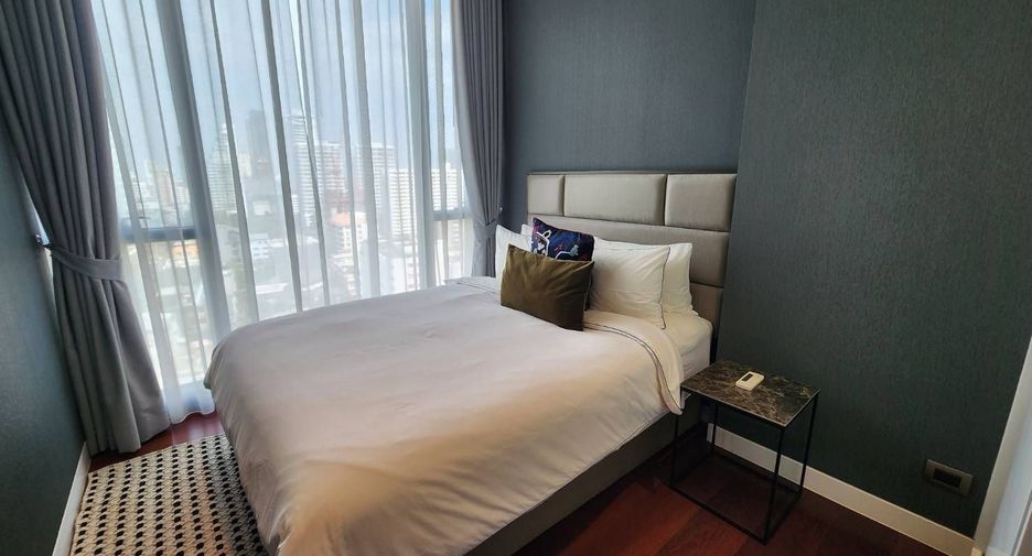For rent 2 bedrooms condo in Watthana, Bangkok