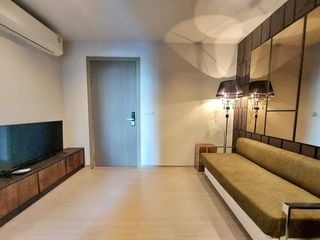 Condo en alquiler de 1 habitaciones en Huai Khwang, Bangkok