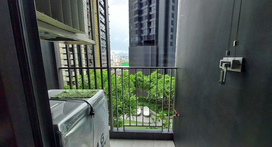 For rent 1 Beds condo in Huai Khwang, Bangkok